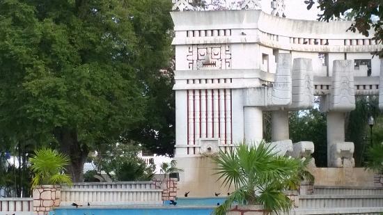 El Monumento a la Patria